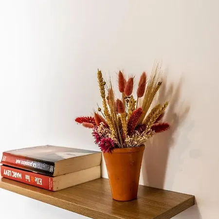 Martha - Appt 02 *